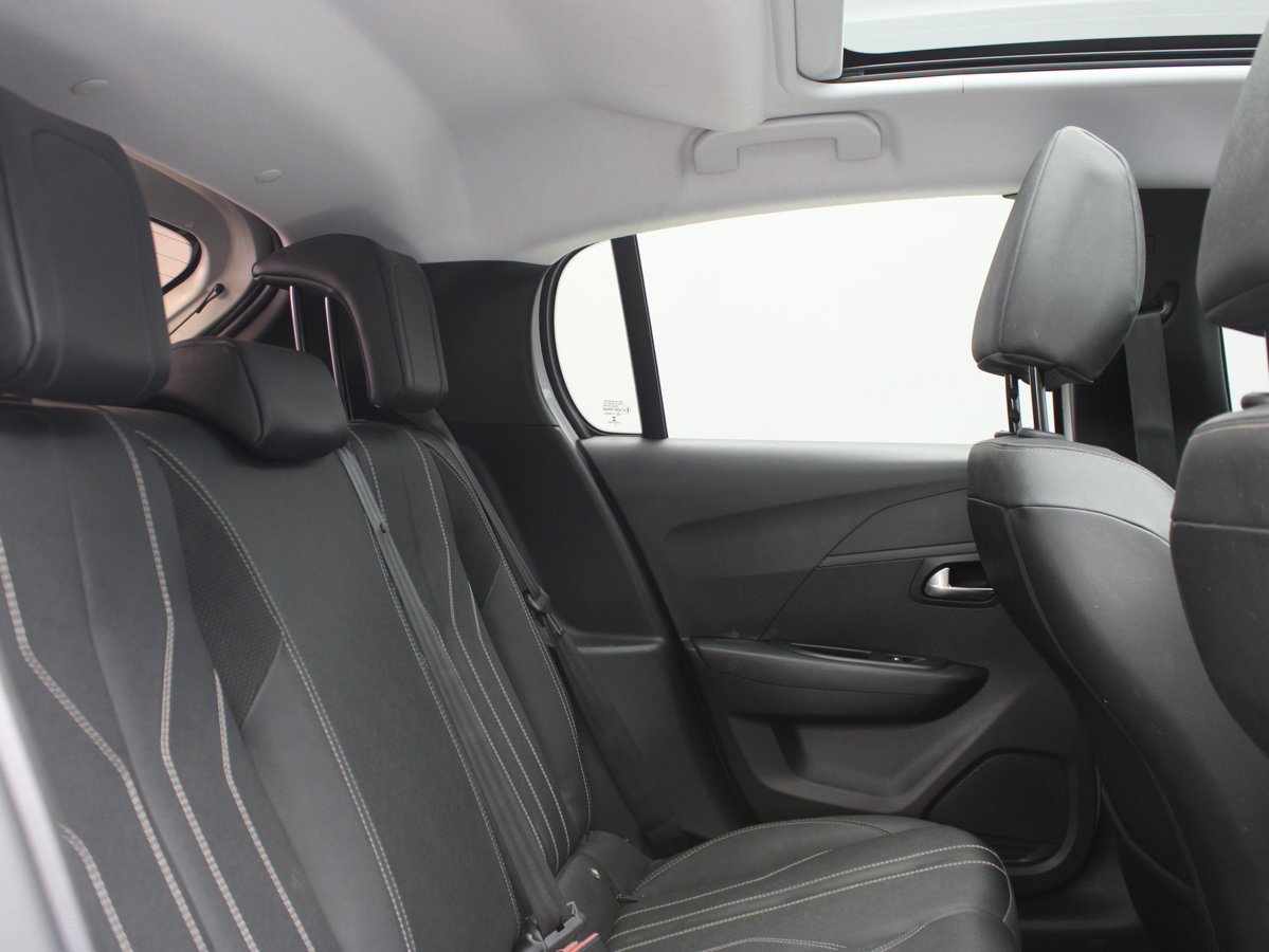 PEUGEOT 208 ALLURE 2022