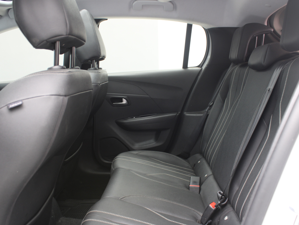 PEUGEOT 208 ALLURE 2022