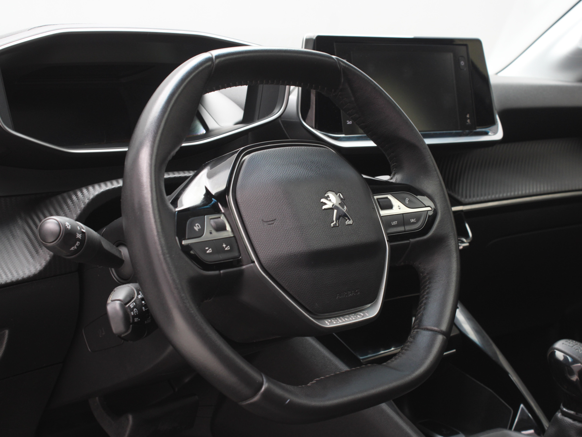 PEUGEOT 208 ALLURE 2022