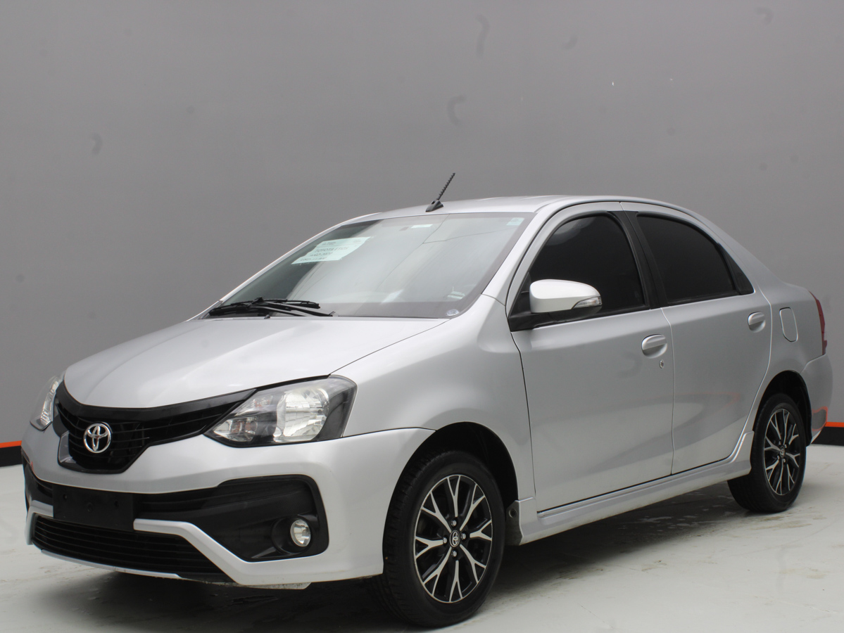 TOYOTA ETIOS XLS 2020