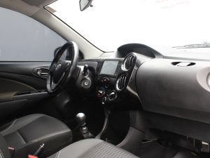 TOYOTA ETIOS XLS 2020