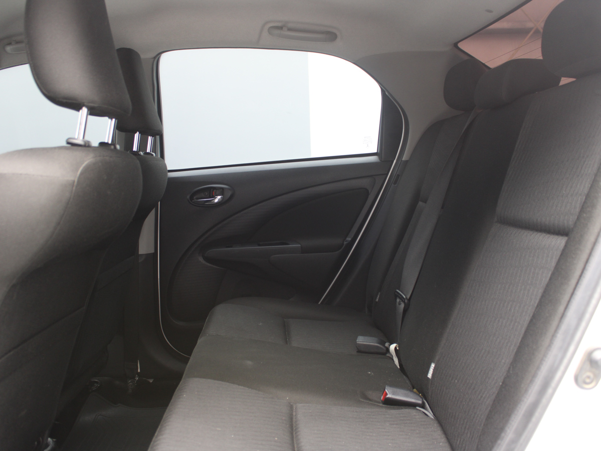 TOYOTA ETIOS XLS 2020