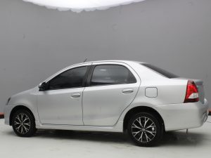 TOYOTA ETIOS XLS 2020
