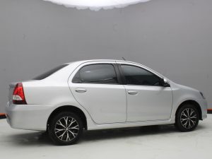 TOYOTA ETIOS XLS 2020