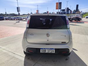 FIAT UNO ATTRACTIVE 2016