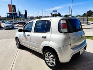 FIAT UNO ATTRACTIVE 2016