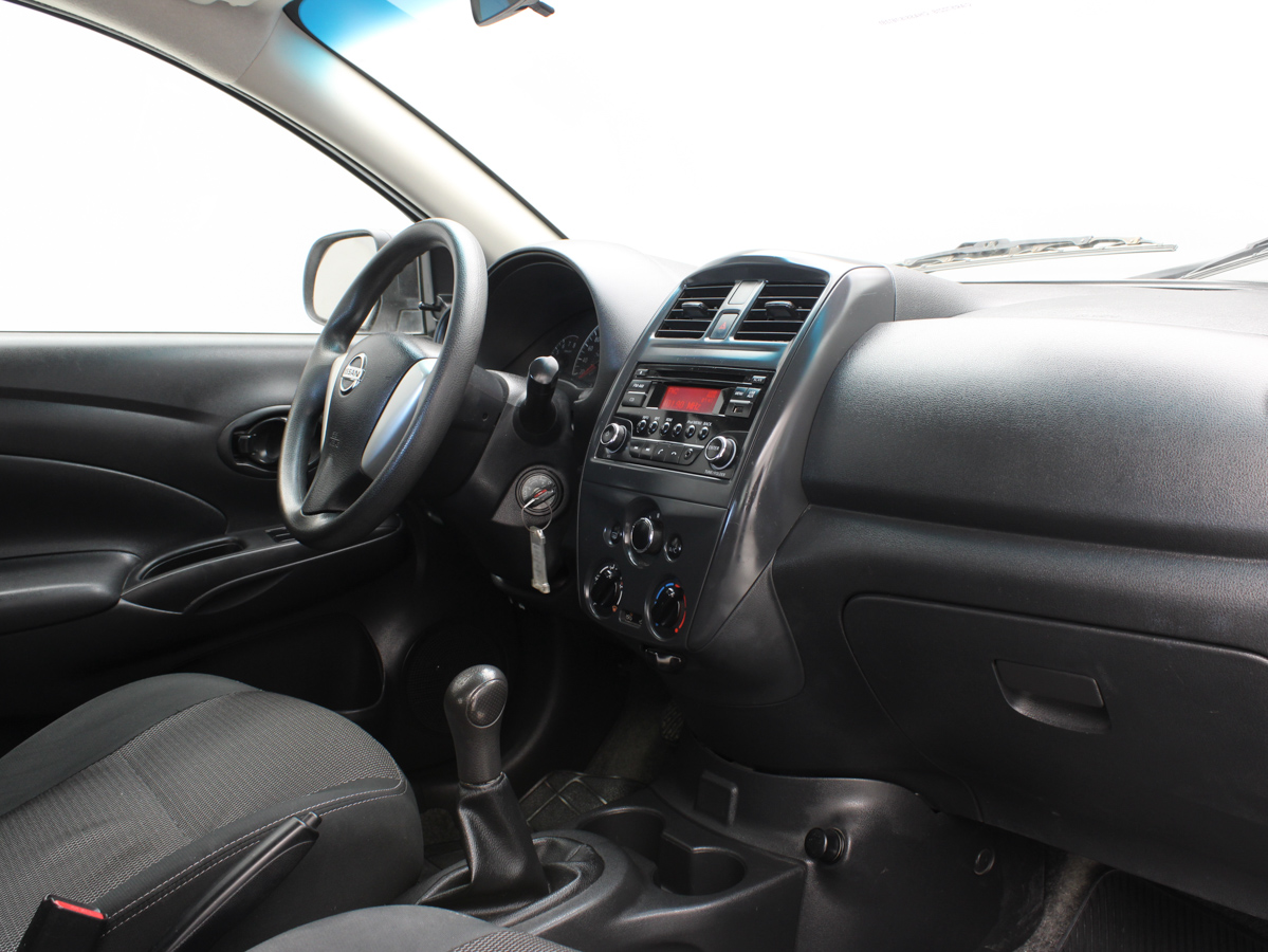 NISSAN VERSA 2018
