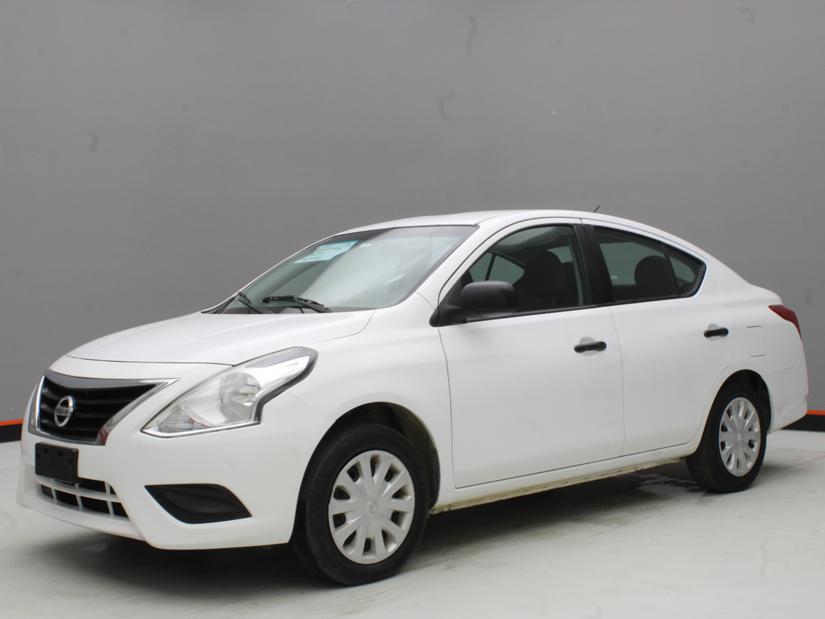 NISSAN VERSA 2018