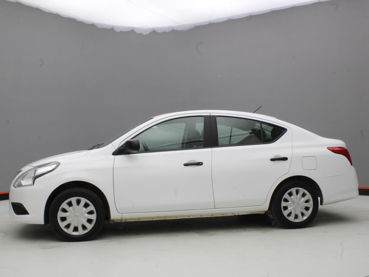 NISSAN VERSA 2018