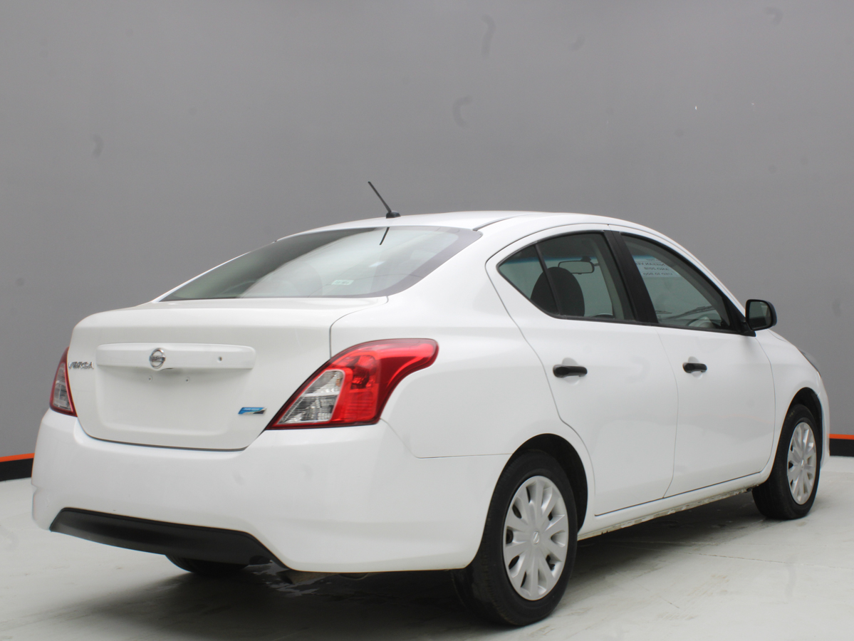 NISSAN VERSA 2018