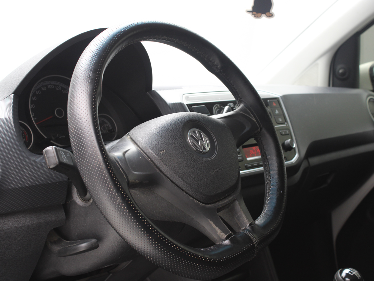 VOLKSWAGEN UP MOVE 2019