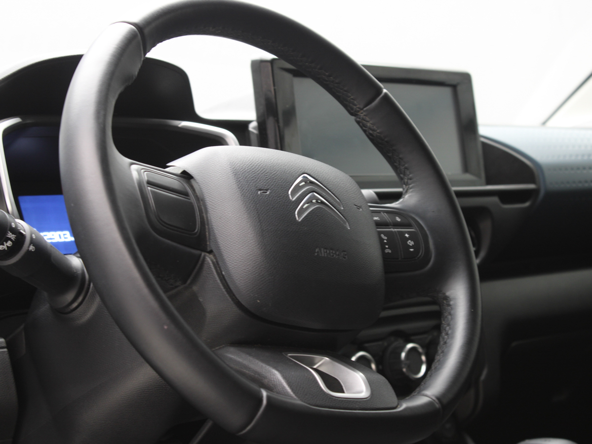 CITROEN C3 SHINE AT 2024