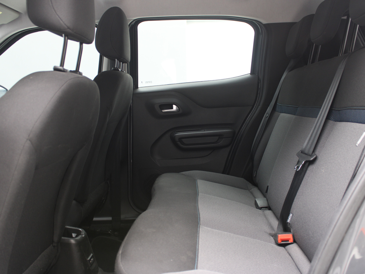 CITROEN C3 SHINE AT 2024