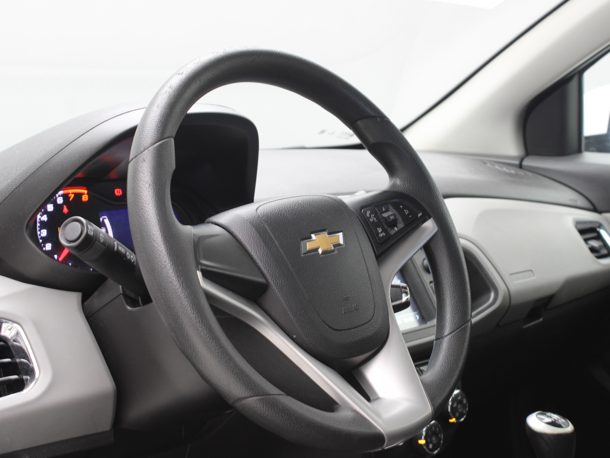 CHEVROLET ONIX LT 2019