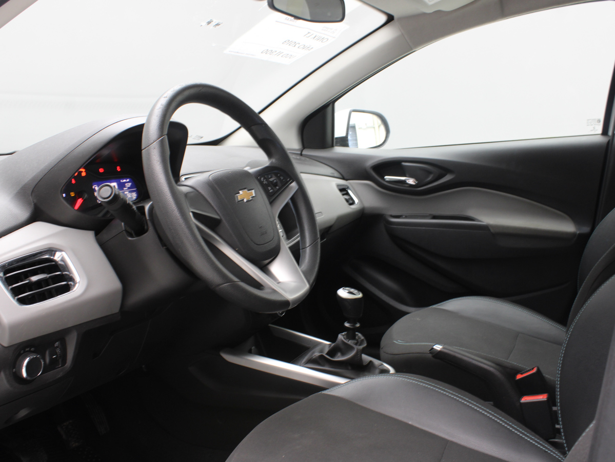 CHEVROLET ONIX LT 2019