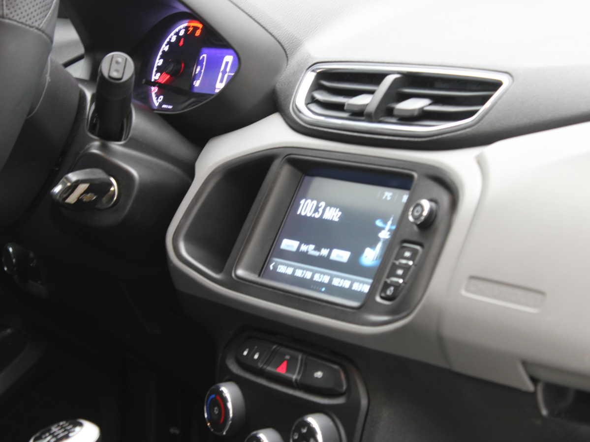 CHEVROLET ONIX LT 2019