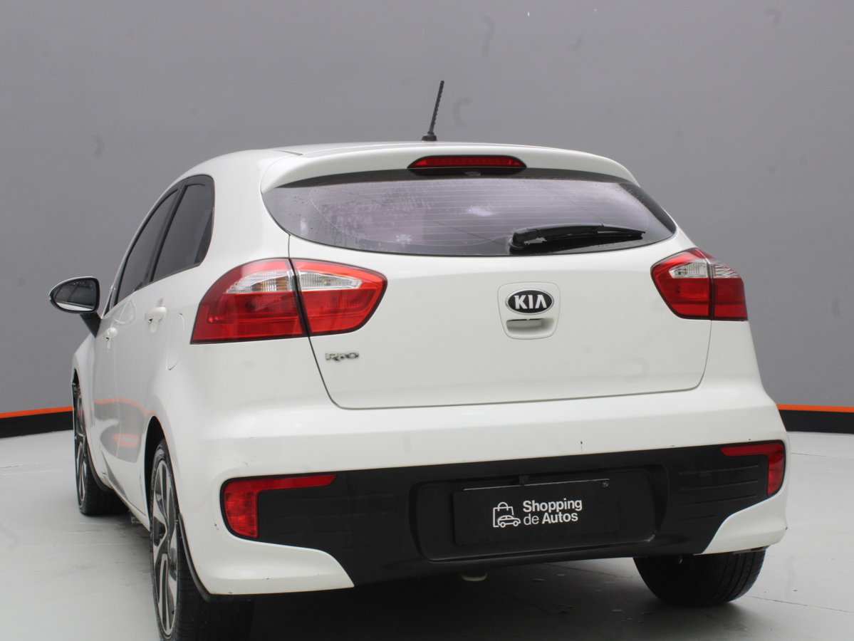 KIA RIO EX 2015