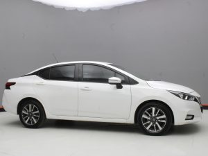 NISSAN VERSA ADVANCE 2022