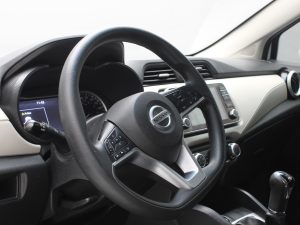 NISSAN VERSA ADVANCE 2022
