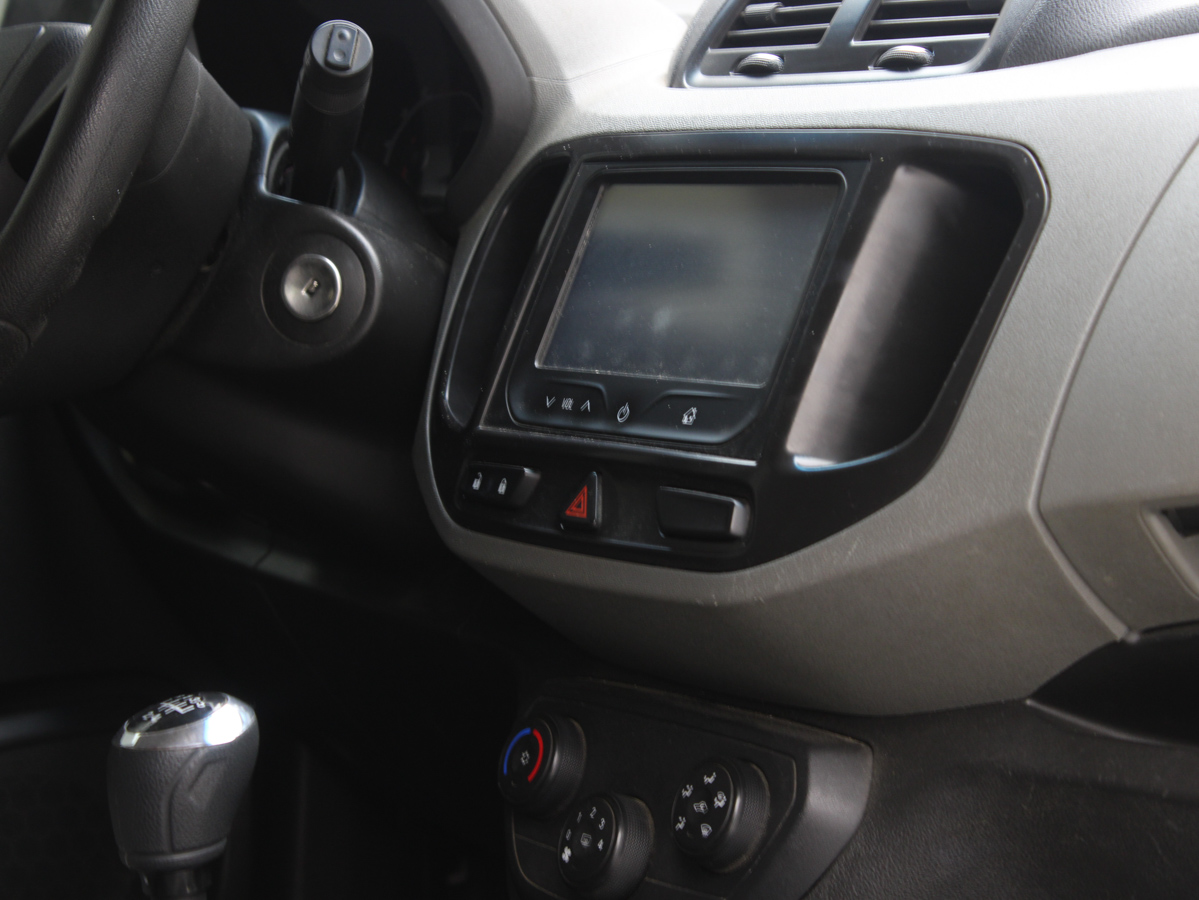 CHEVROLET SPIN LT 2016