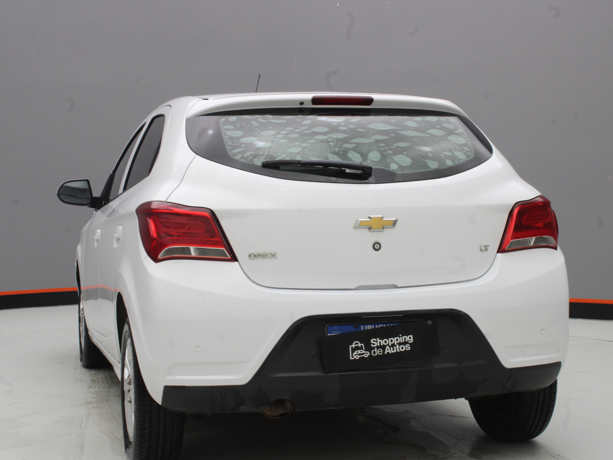 CHEVROLET ONIX LT 2018