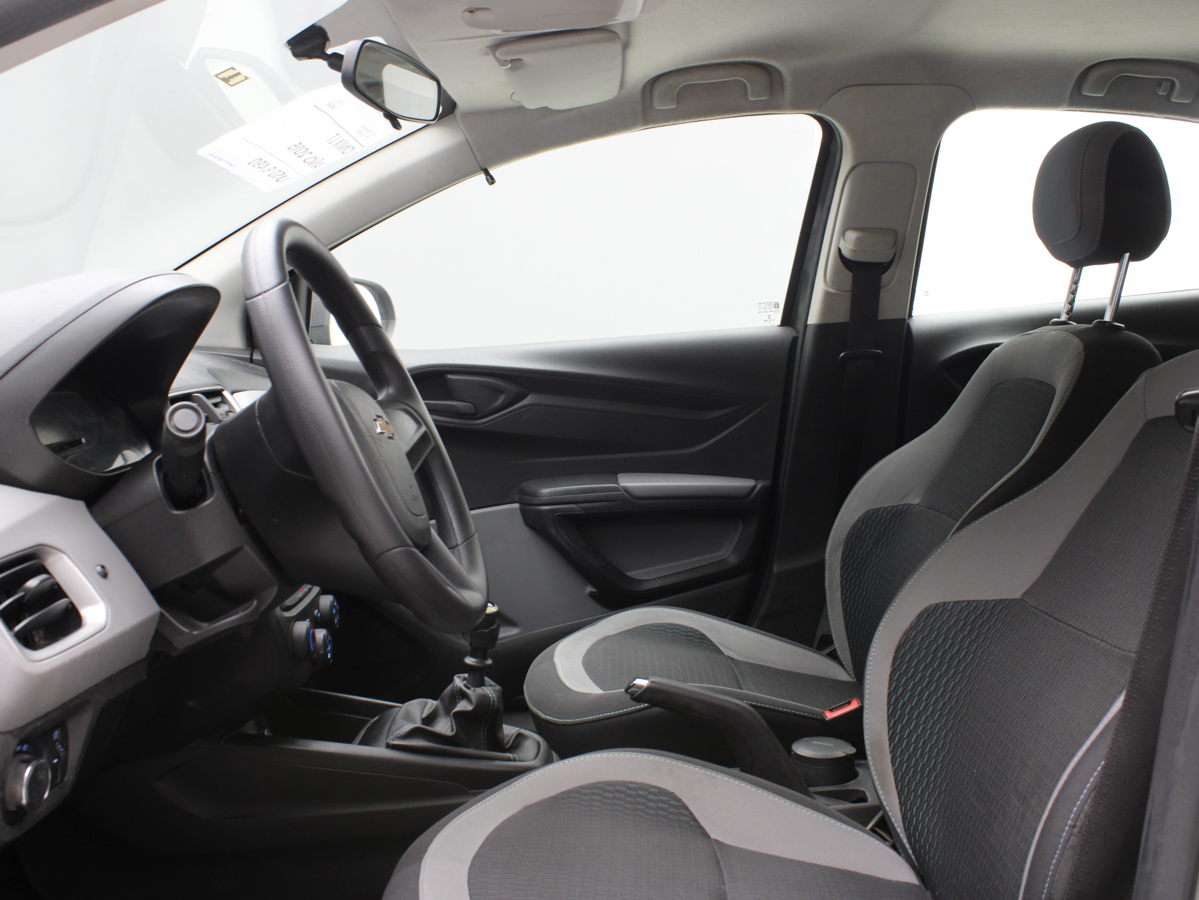 CHEVROLET ONIX LT 2015