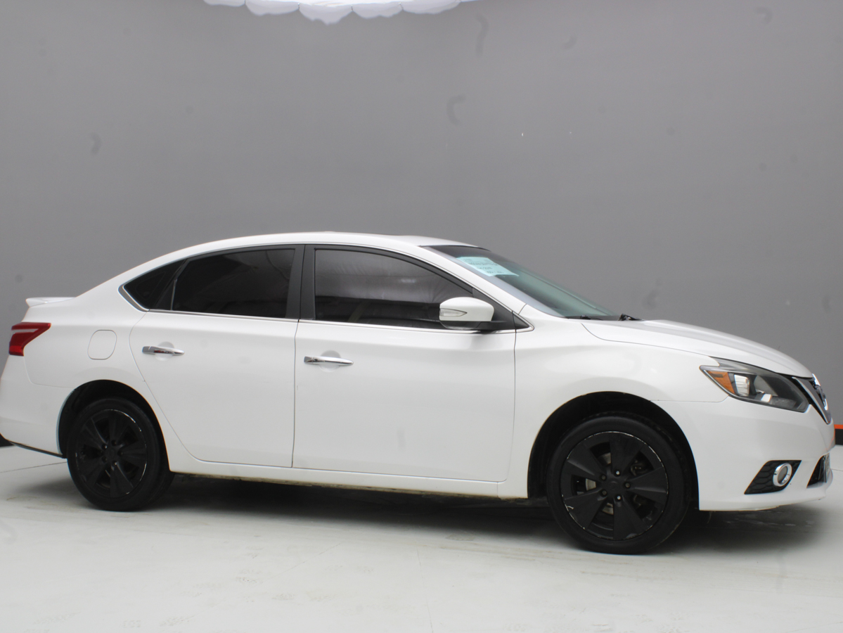 NISSAN SENTRA EXCLUSIVE 2018