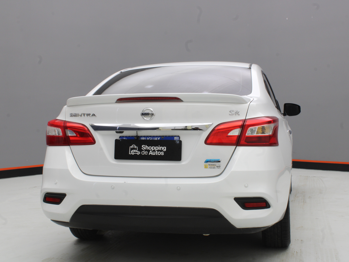 NISSAN SENTRA EXCLUSIVE 2018