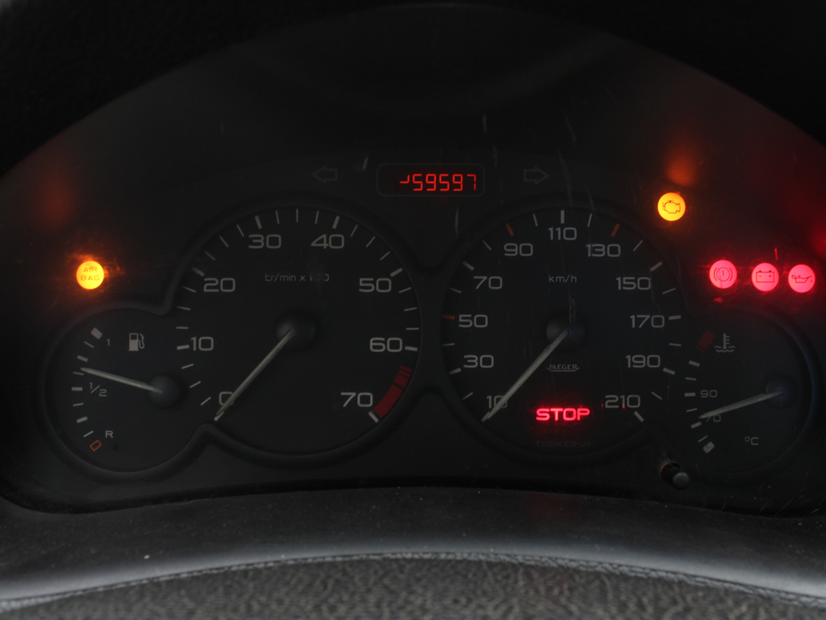 PEUGEOT 206 2004