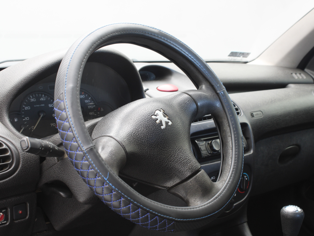 PEUGEOT 206 2004