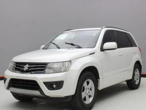 SUZUKI VITARA JLX 2015