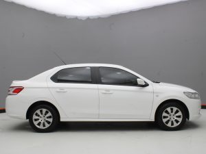 PEUGEOT 301 2013