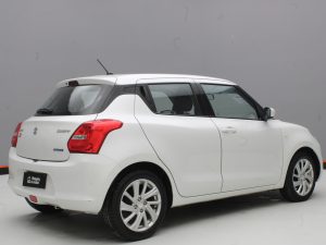 SUZUKI SWIFT GL HYBRID 2023