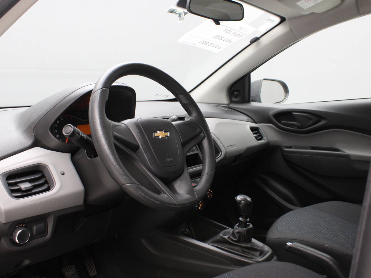 CHEVROLET ONIX JOY 2018
