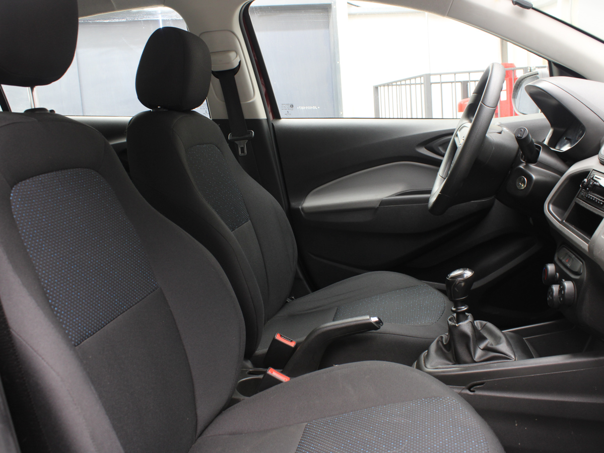 CHEVROLET ONIX JOY 2018