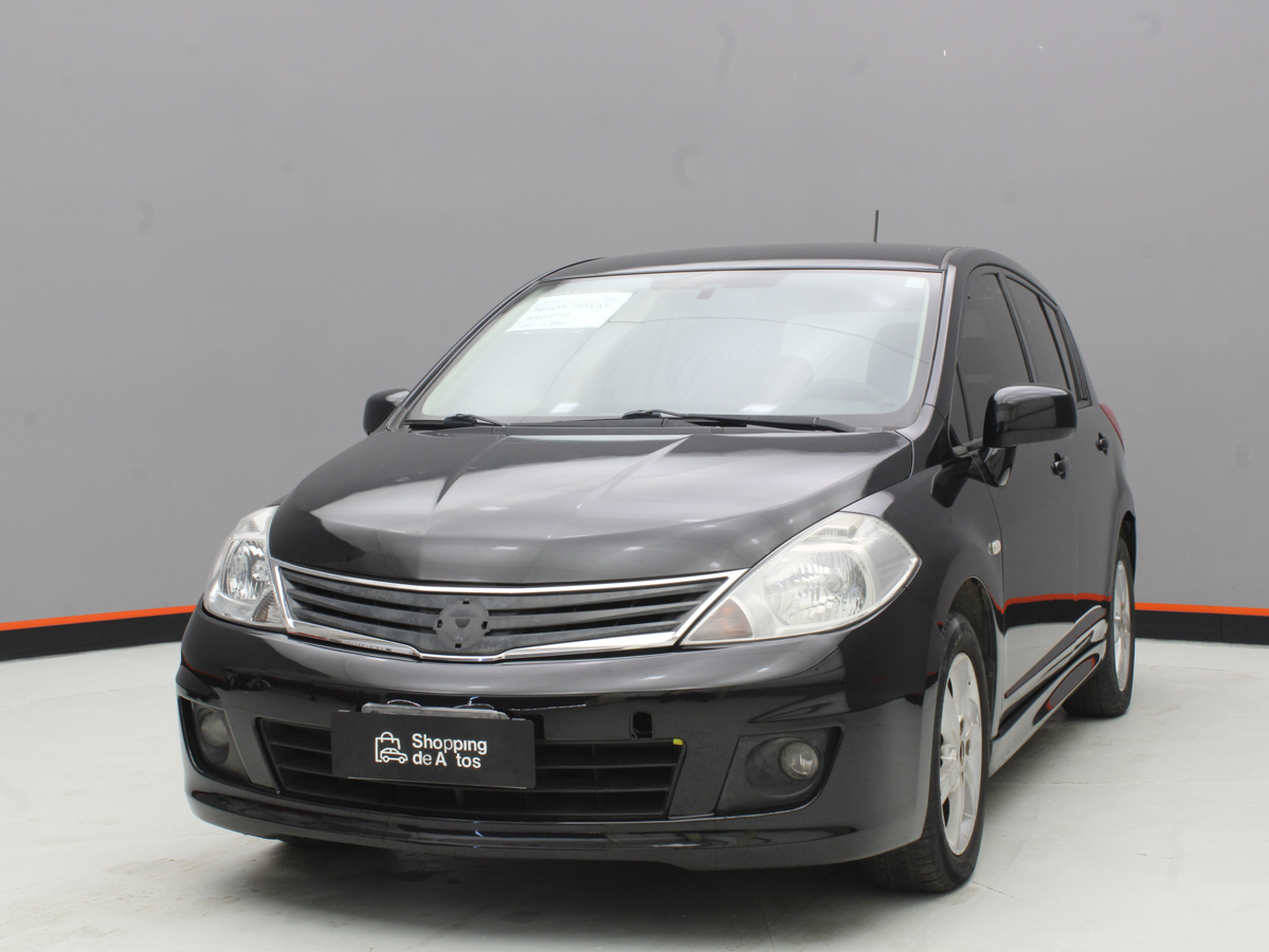 NISSAN TIIDA 2010