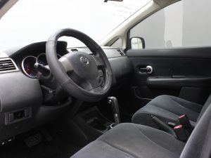 NISSAN TIIDA 2010