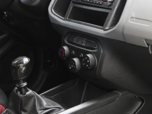CHEVROLET ONIX JOY 2018