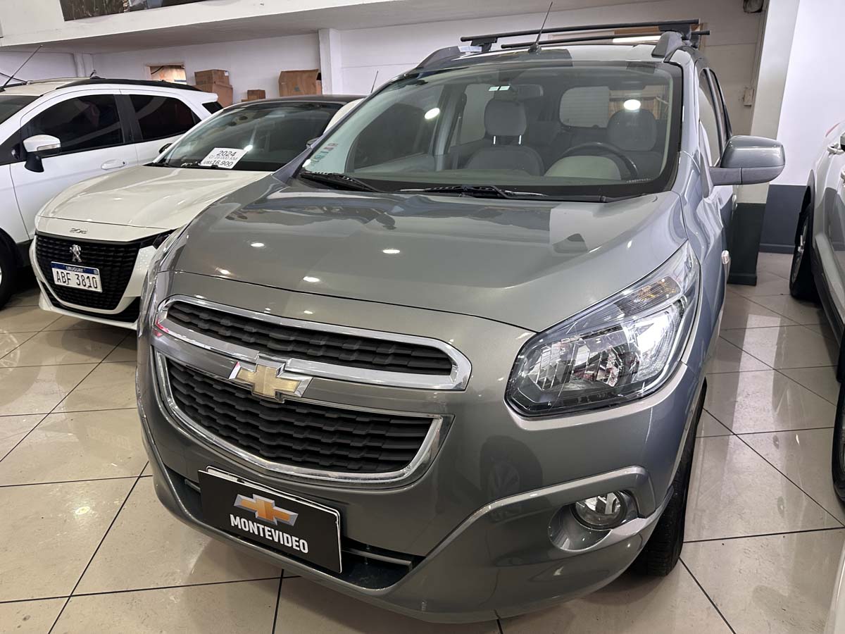 CHEVROLET SPIN 7 AT 1.8 EXTRA FULL 7 PASAJEROS 2014