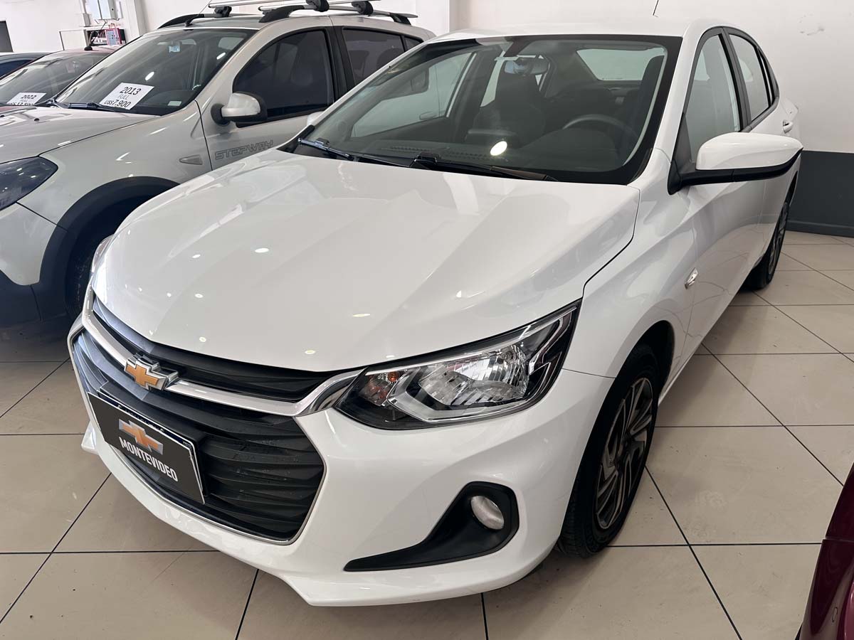 CHEVROLET ONIX PLUS 1.0L LT2 MT 2024