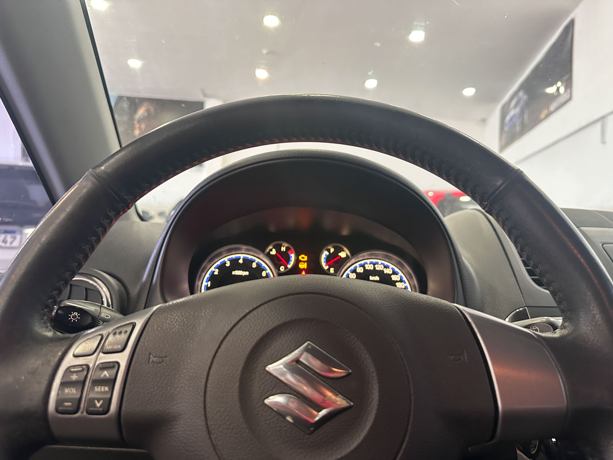 SUZUKI SX-4 GL 1.6 FULL 5PTS 2014
