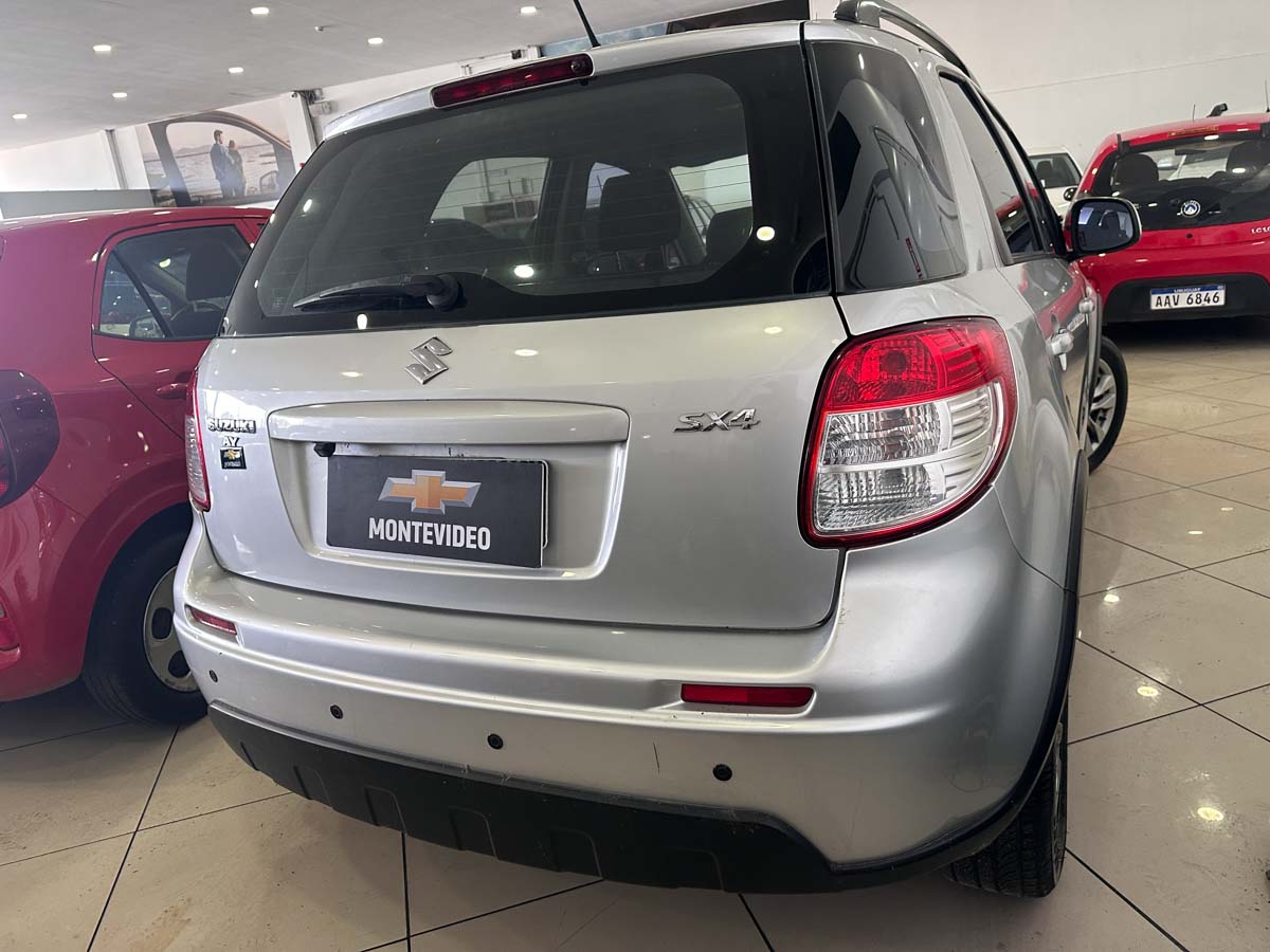 SUZUKI SX-4 GL 1.6 FULL 5PTS 2014