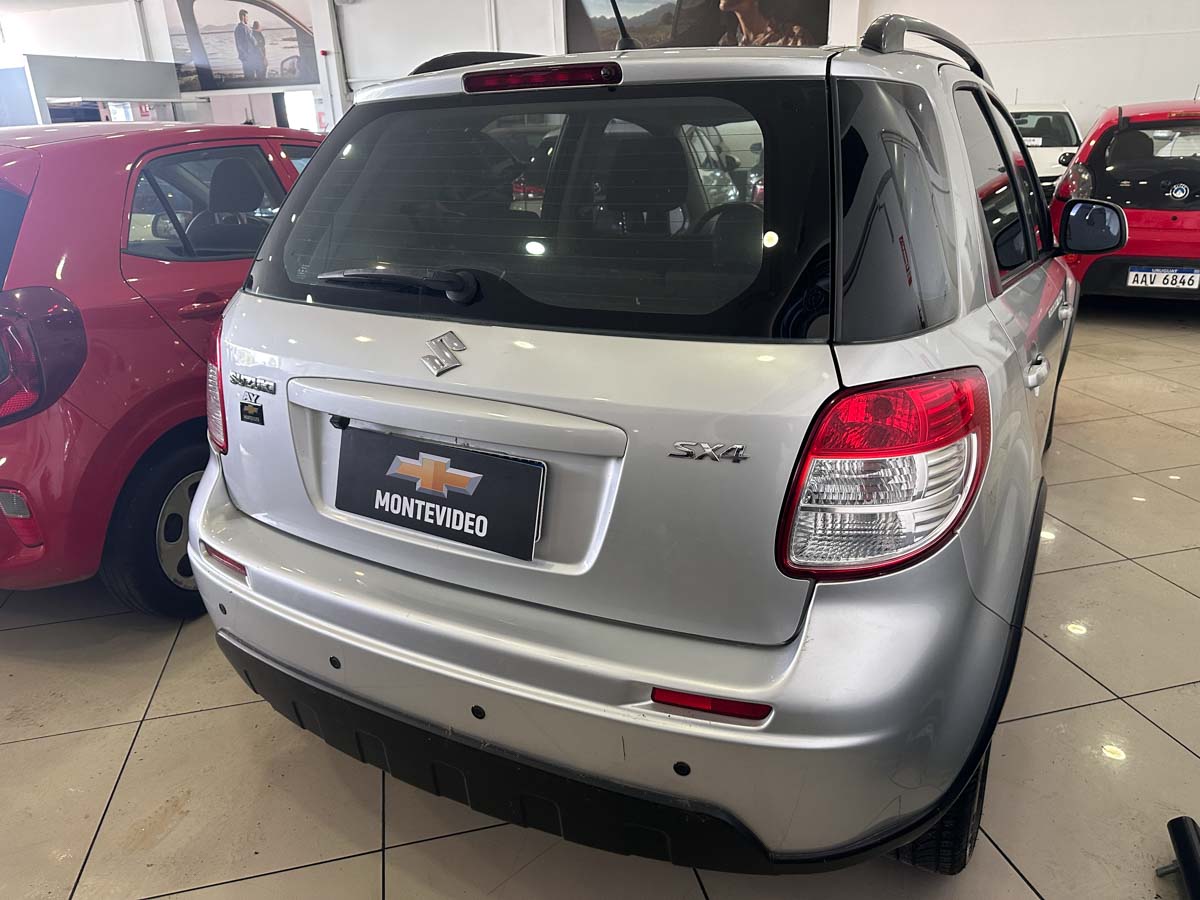 SUZUKI SX-4 GL 1.6 FULL 5PTS 2014