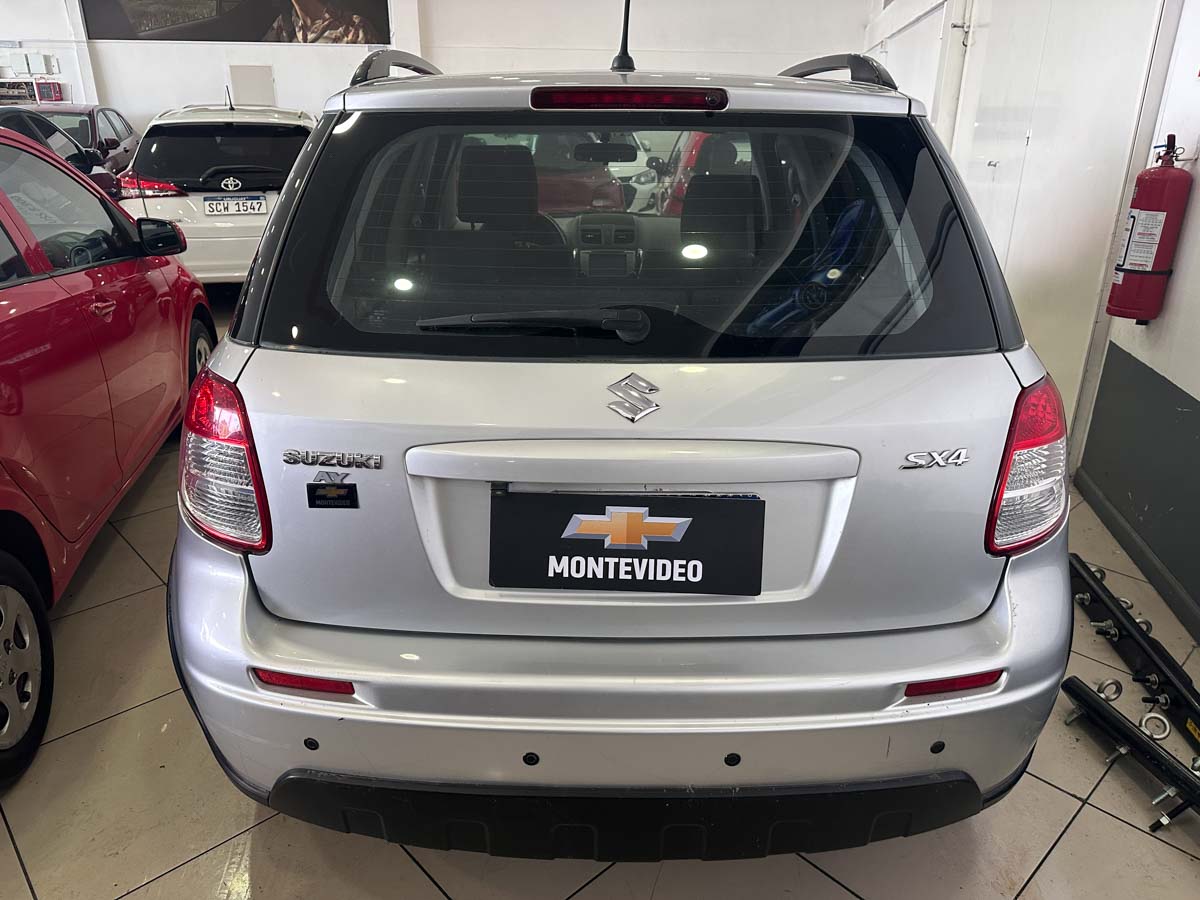 SUZUKI SX-4 GL 1.6 FULL 5PTS 2014