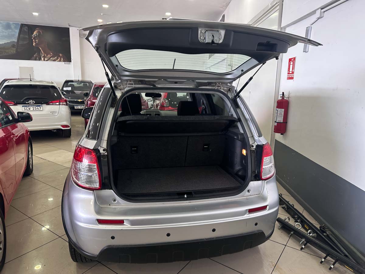 SUZUKI SX-4 GL 1.6 FULL 5PTS 2014