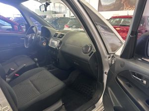 SUZUKI SX-4 GL 1.6 FULL 5PTS 2014
