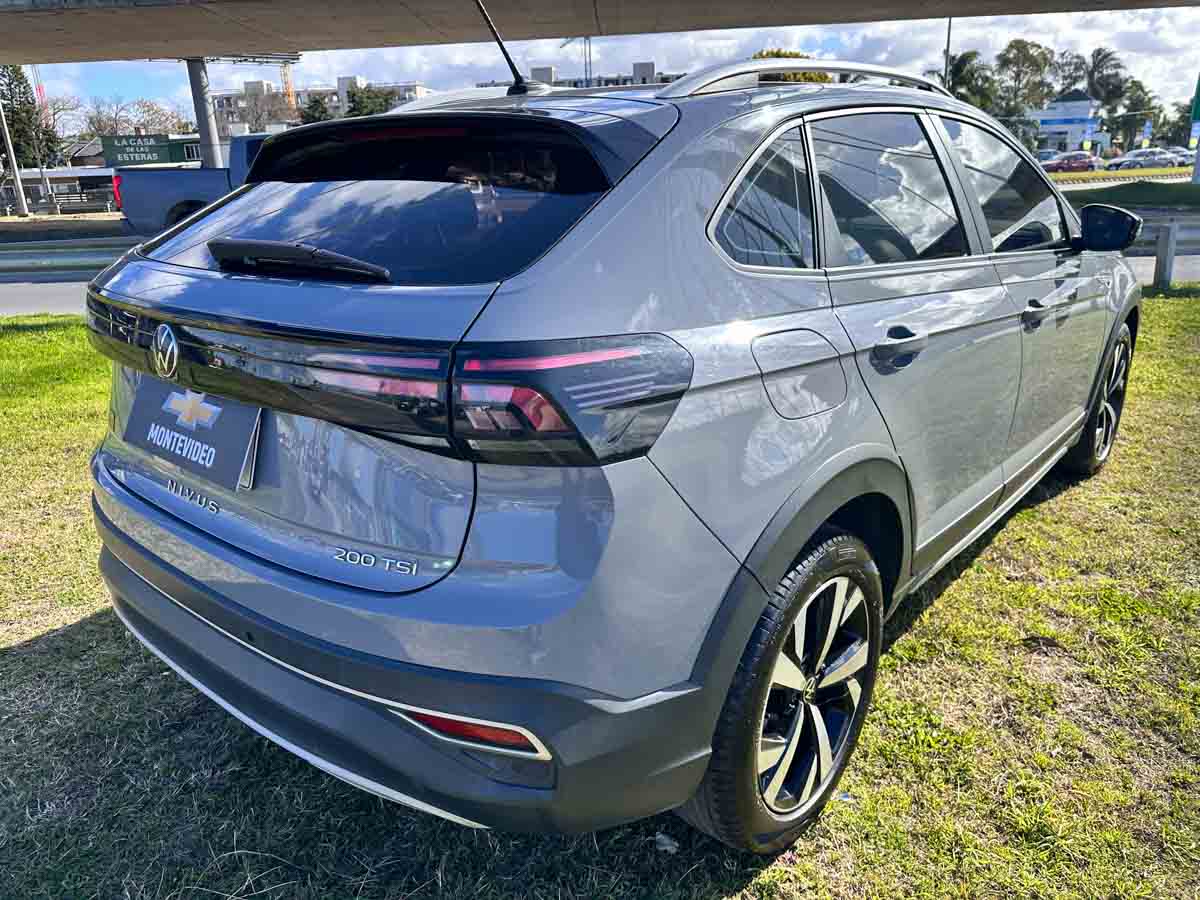 VOLKSWAGEN NIVUS HIGHLINE 1.0TURBO AT 2021