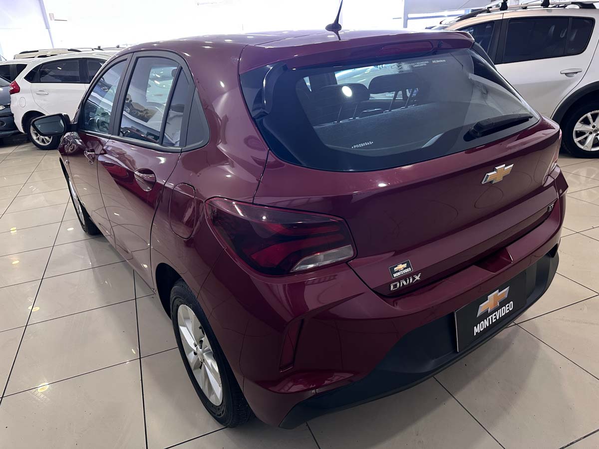 CHEVROLET ONIX HB 1.2 LT MT FULL 2023