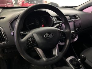 KIA RIO EX HATCH 5P 1.4 FULL 2015