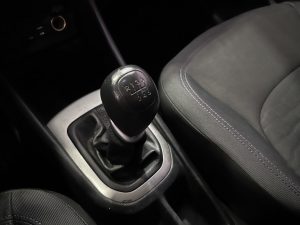 KIA RIO EX HATCH 5P 1.4 FULL 2015